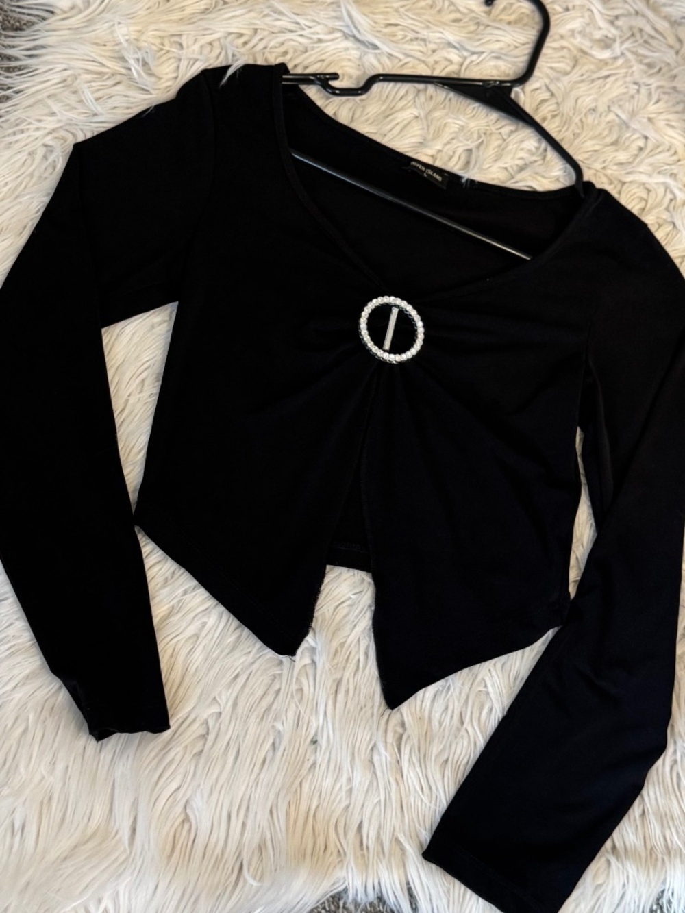 Black Long Sleeve Rhinestone Buckle Crop Top – New Without Tags